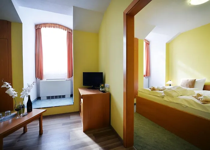 Panorama Hotel 3*