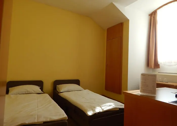 Panorama Hotel 3*